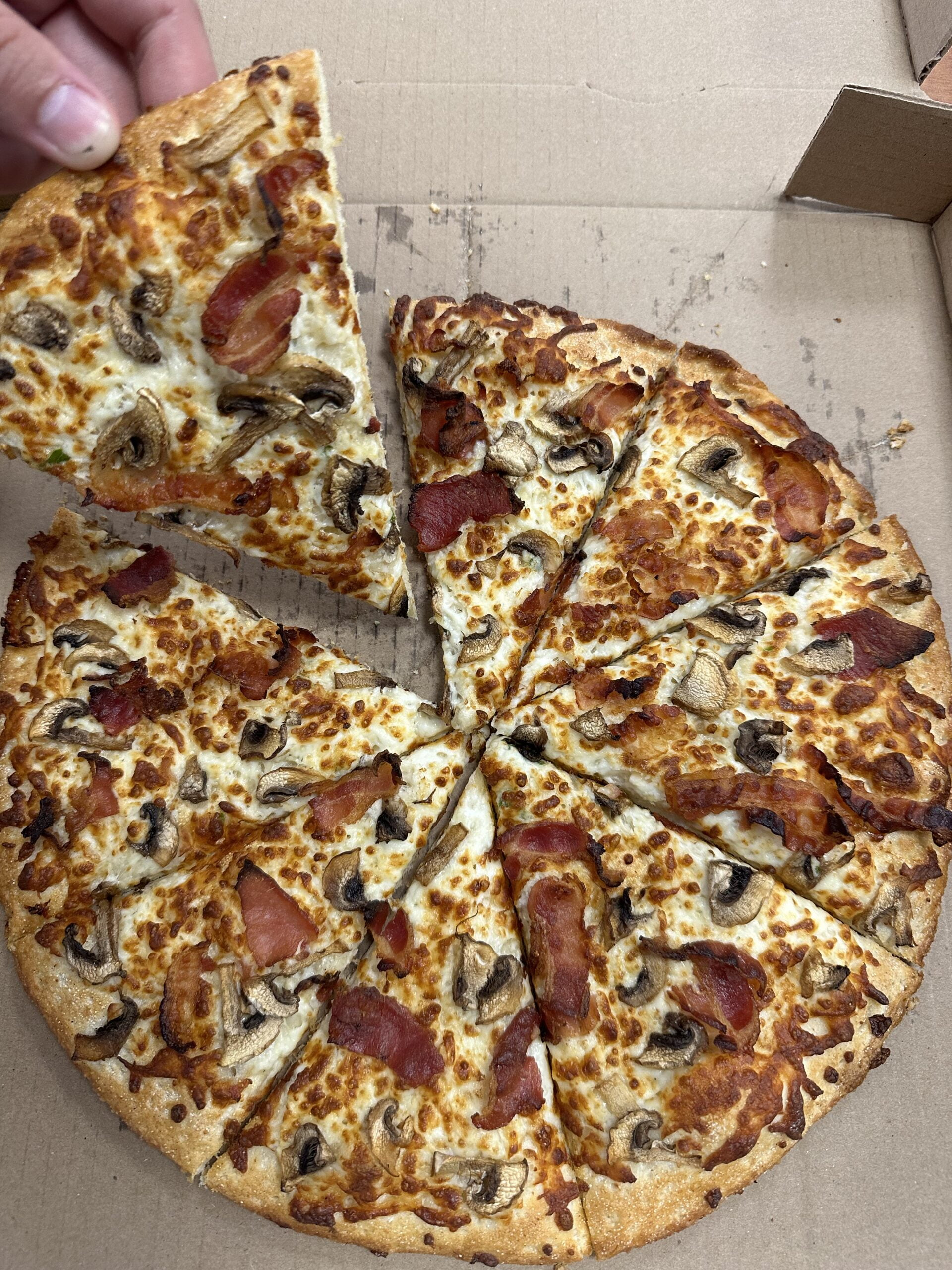 pizza in Niagara